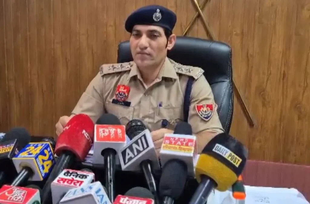 Gurugram Police detain 13 suspected Bangladeshi nationals for illegal stay, initiate deportation process